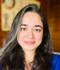 Portrait of Su Mach’ado, ICRT Reiki Master Teacher.